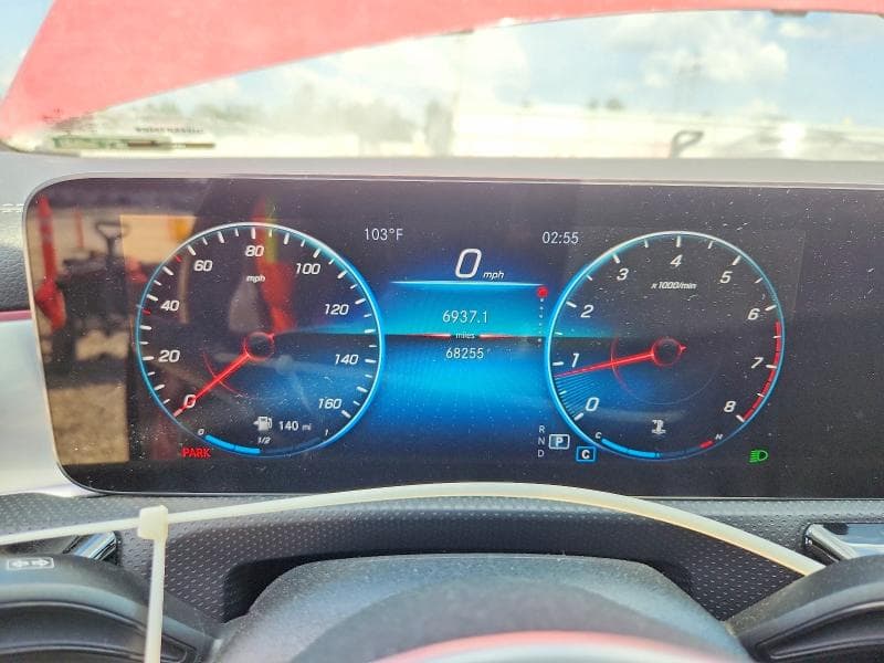 2022 MERCEDES-BENZ CLA 250 4MATIC 9