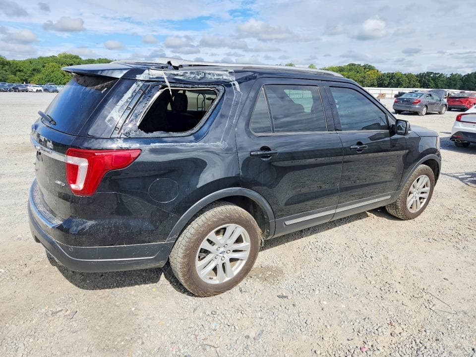 2018 FORD EXPLORER XLT 3