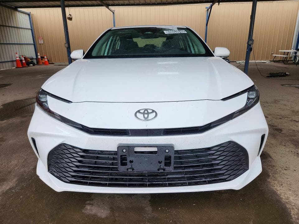 2026 TOYOTA CAMRY LE 5