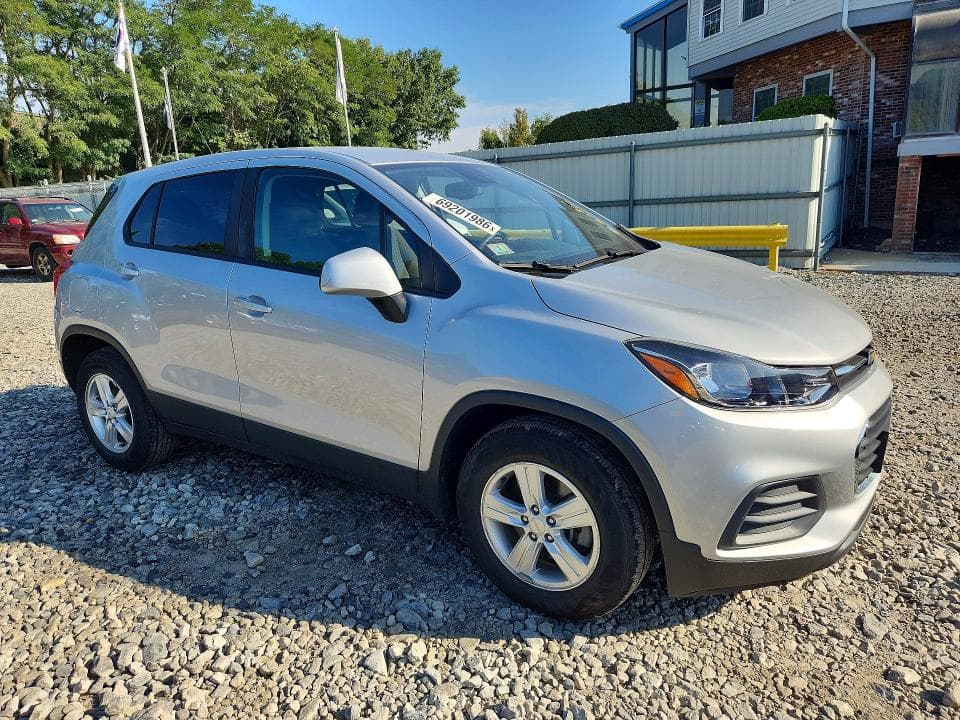 2021 CHEVROLET TRAX LS 4