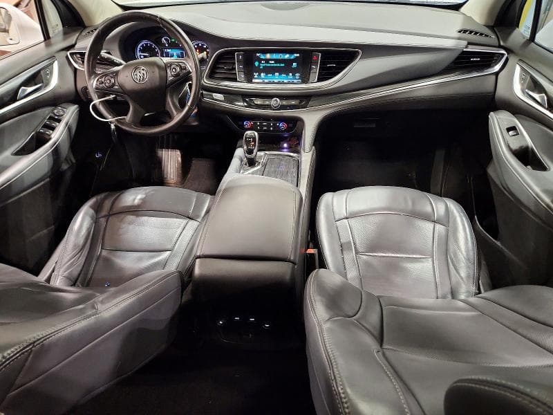 2018 BUICK ENCLAVE ESSENCE 8