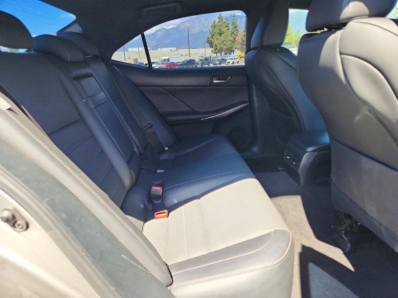 2019 LEXUS IS 300 10