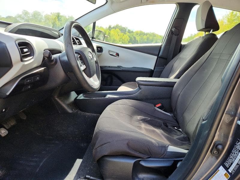 2017 TOYOTA PRIUS TWO 7