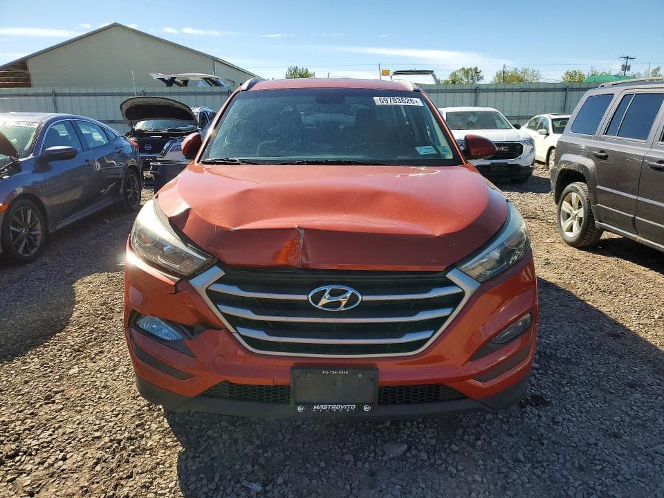 2017 HYUNDAI TUCSON SE 5