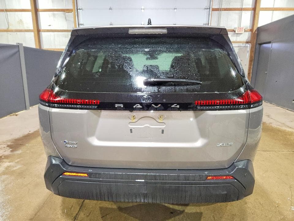 2026 TOYOTA RAV4 XLE PREMIUM 6