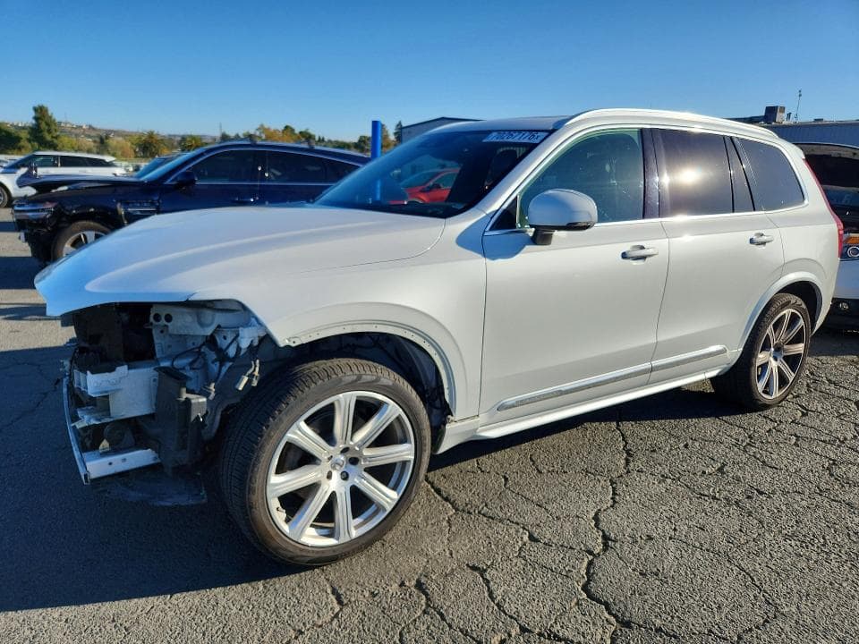 2018 VOLVO XC90 T6 - 1