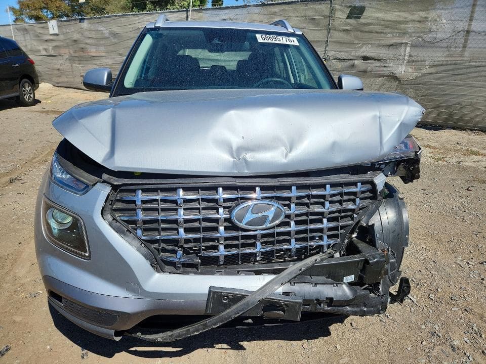2020 HYUNDAI VENUE SEL 5