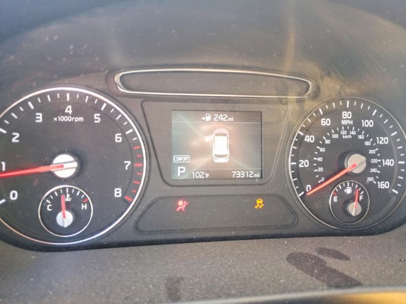 2019 KIA SORENTO LX 9