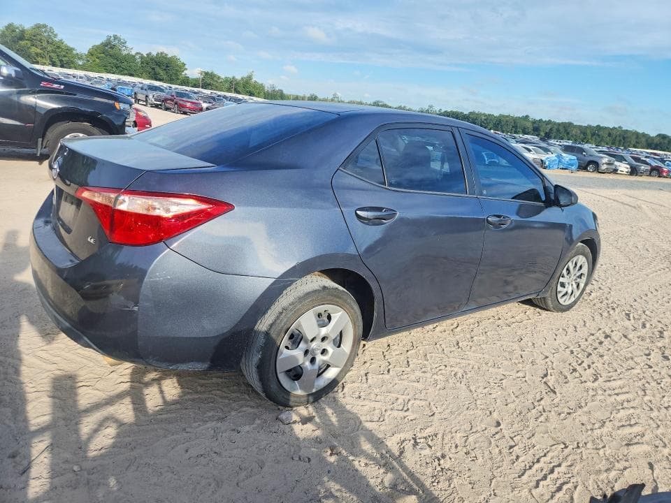 2017 TOYOTA COROLLA LE 3