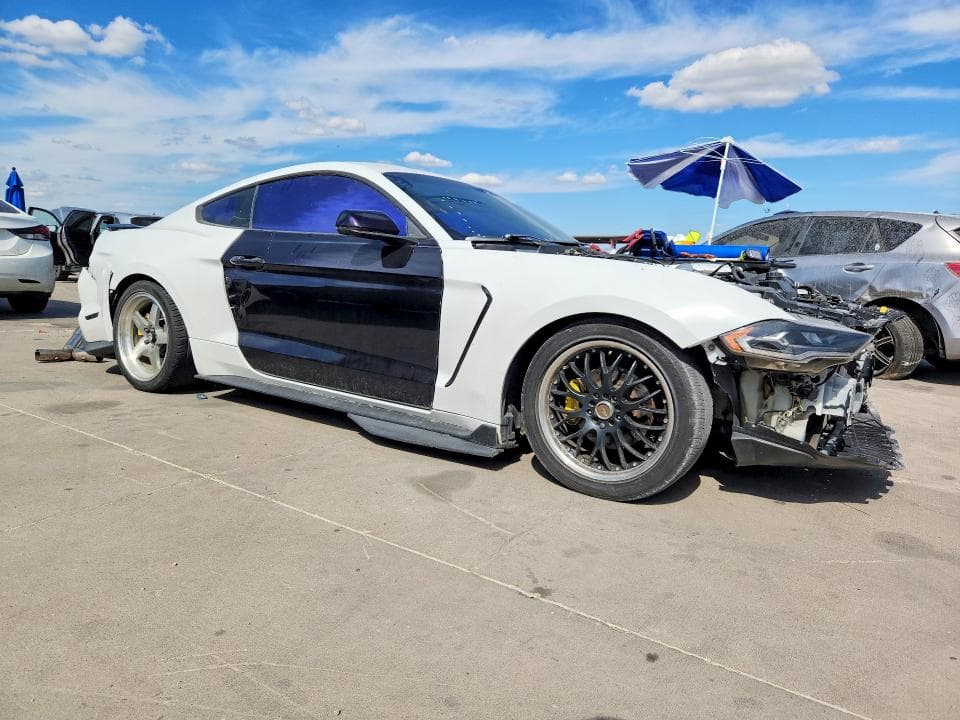 2019 FORD MUSTANG GT 4