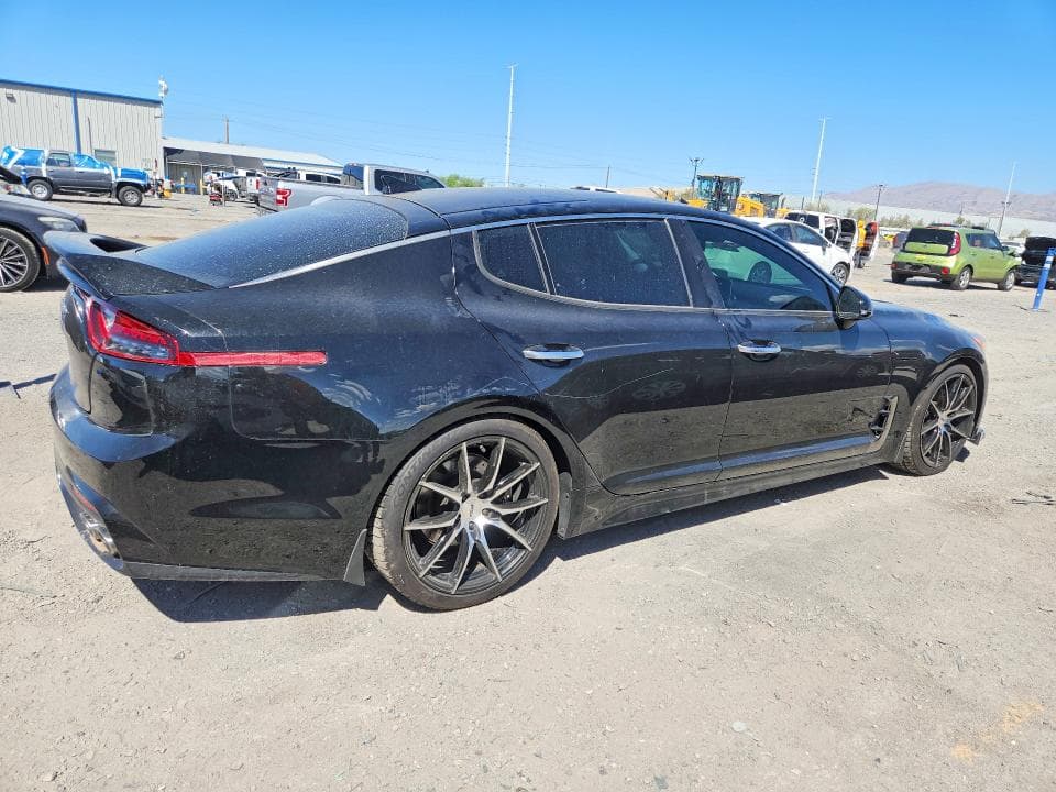 2018 KIA STINGER PREMIUM 3