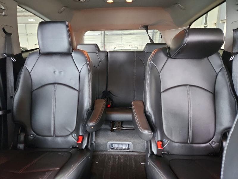 2017 CHEVROLET TRAVERSE LT 10