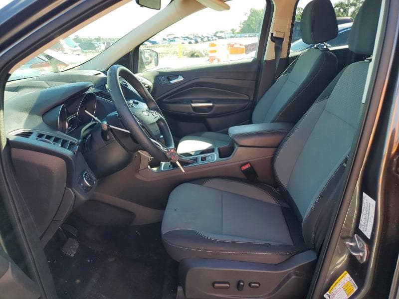 2017 FORD ESCAPE SE 7