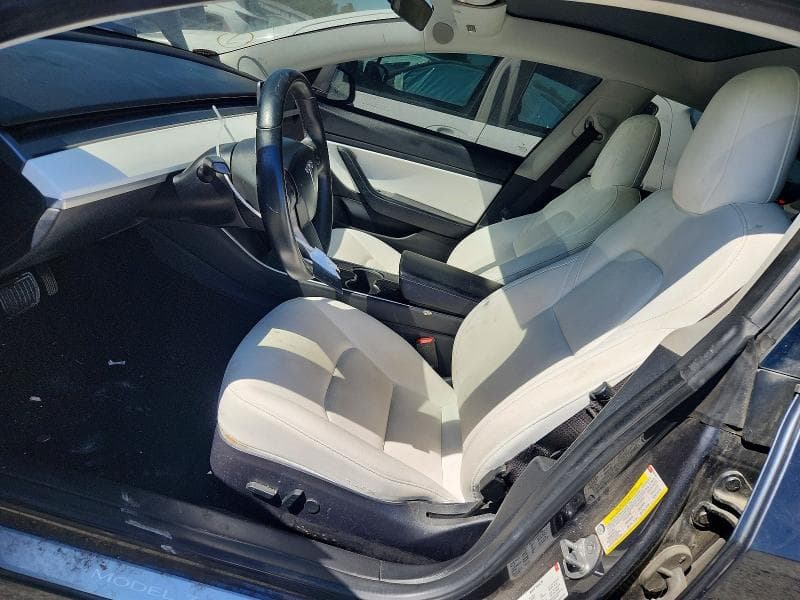 2018 TESLA MODEL 3 7