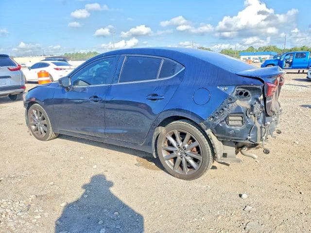 2018 MAZDA 3 TOURING 2