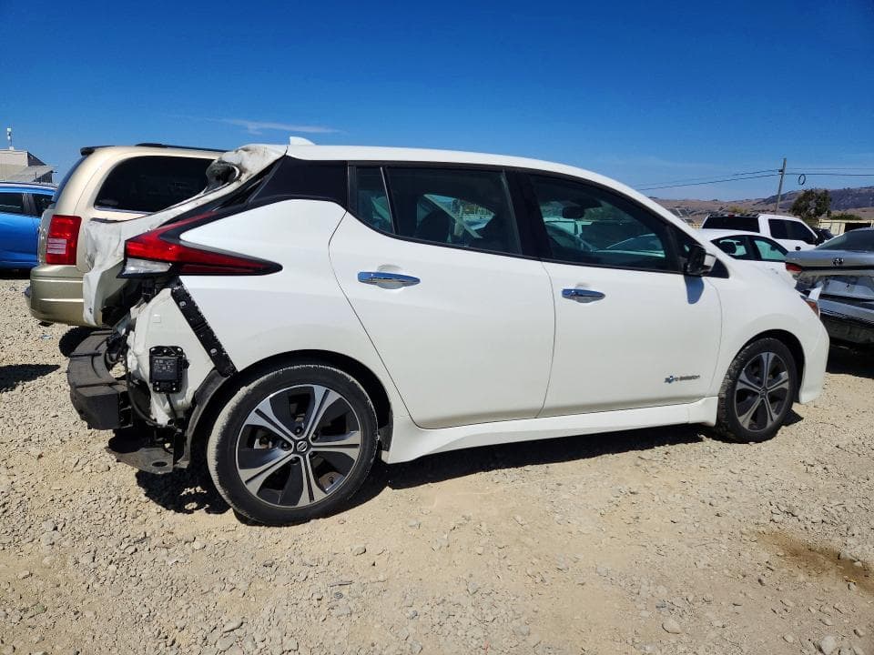 2018 NISSAN LEAF SL 3