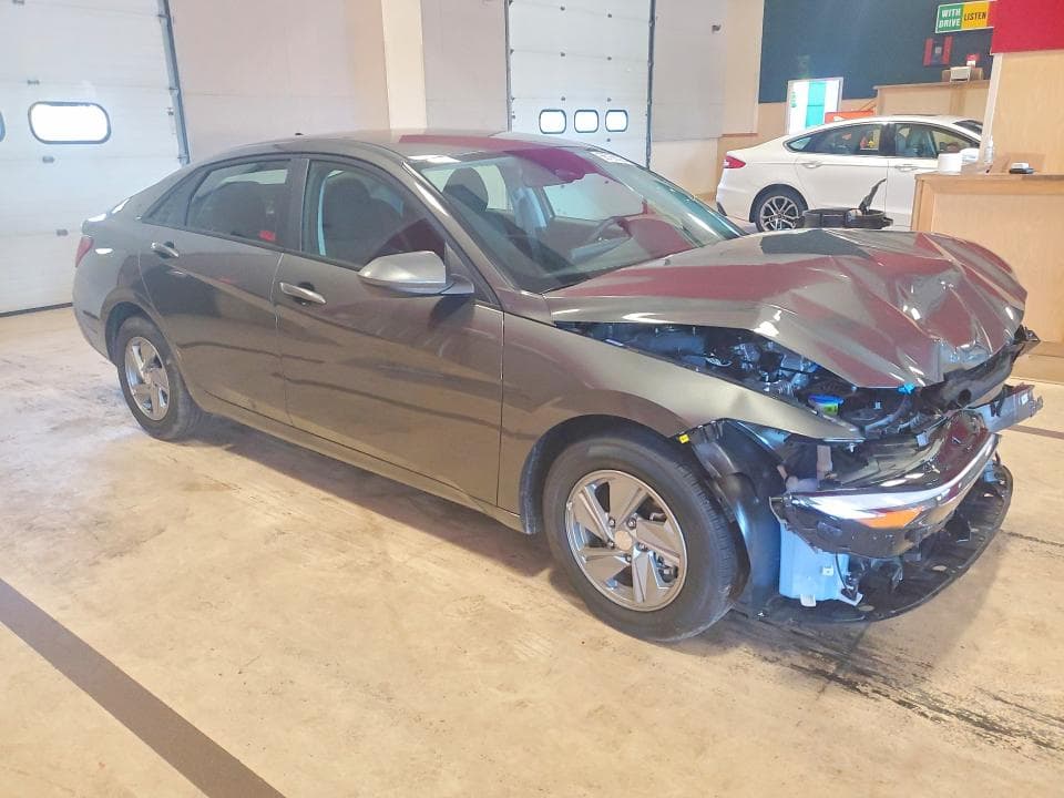 2026 HYUNDAI ELANTRA SE 4