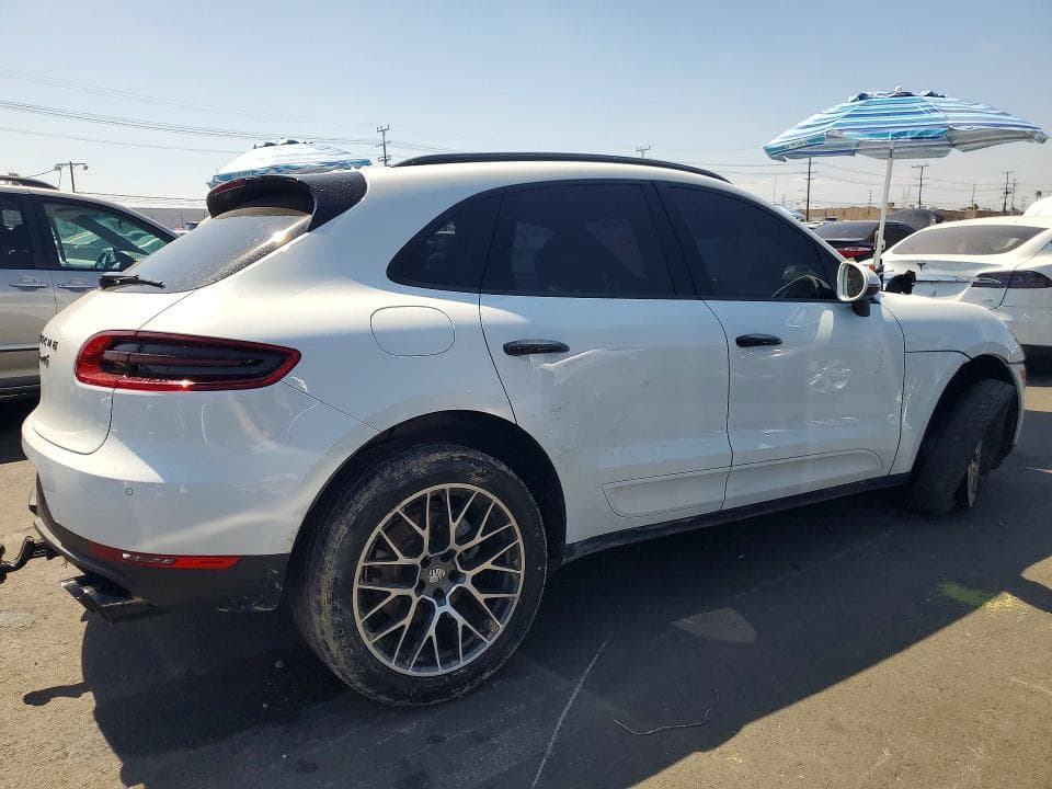 2018 PORSCHE MACAN S 3