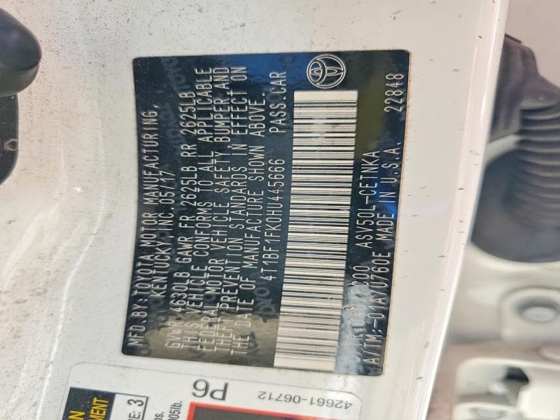 2017 TOYOTA CAMRY LE 12