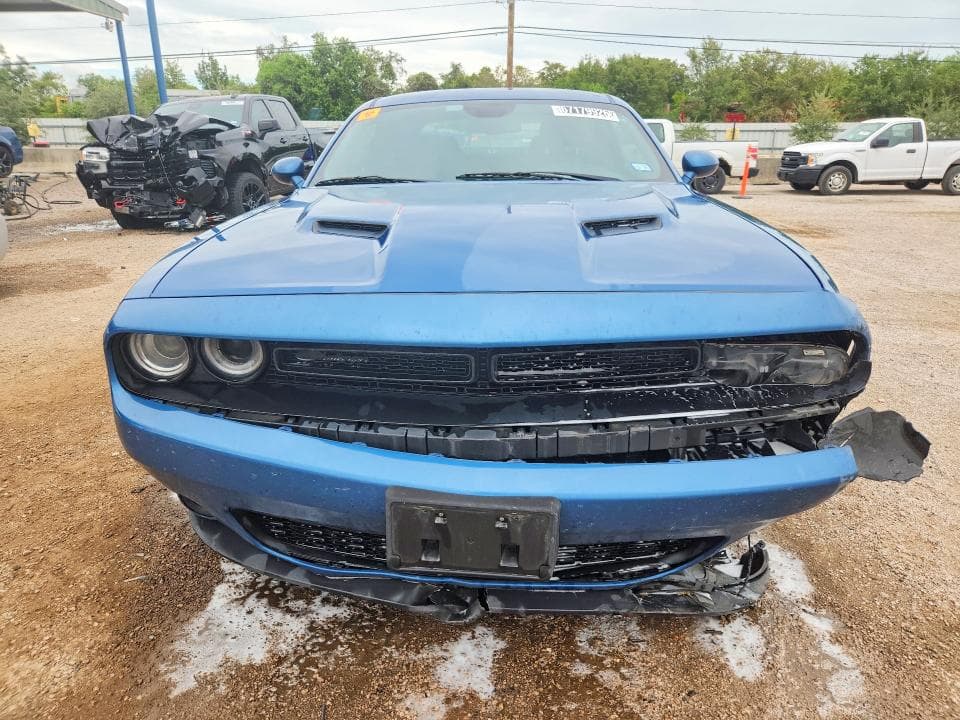 2020 DODGE CHALLENGER SXT 5