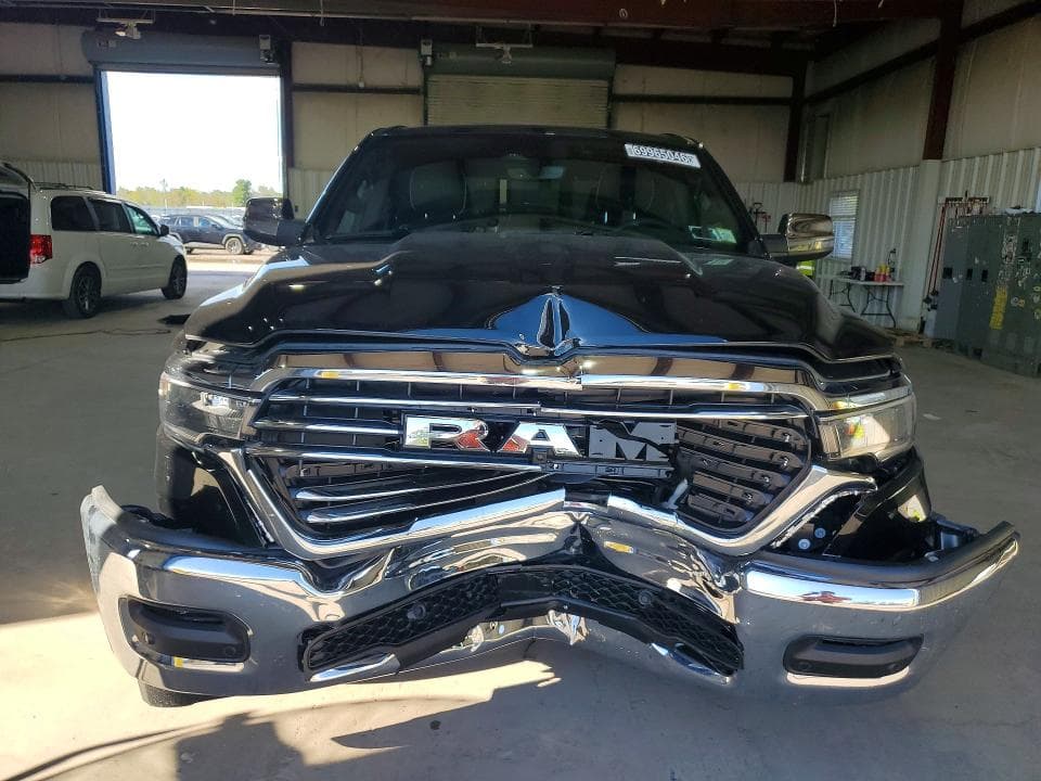 2027 RAM 1500 LARAMIE 5