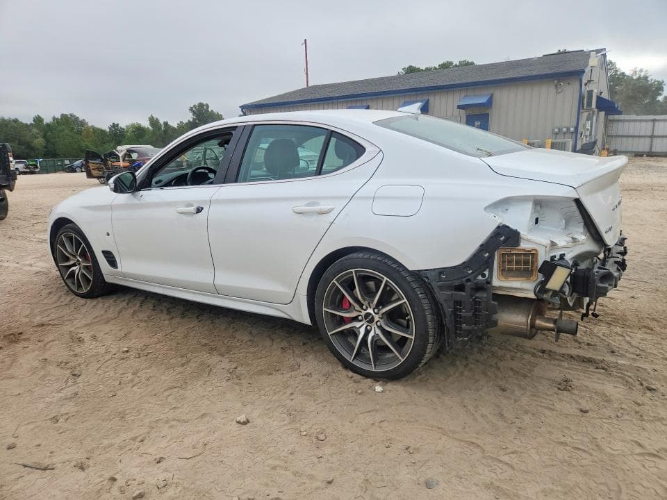 2025 GENESIS G70 2.5T STANDARD 2