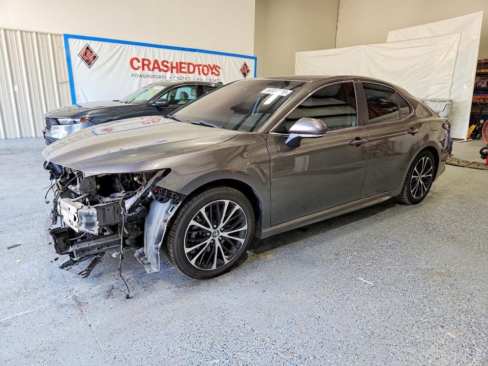 2018 TOYOTA CAMRY HYBRID SE - 1