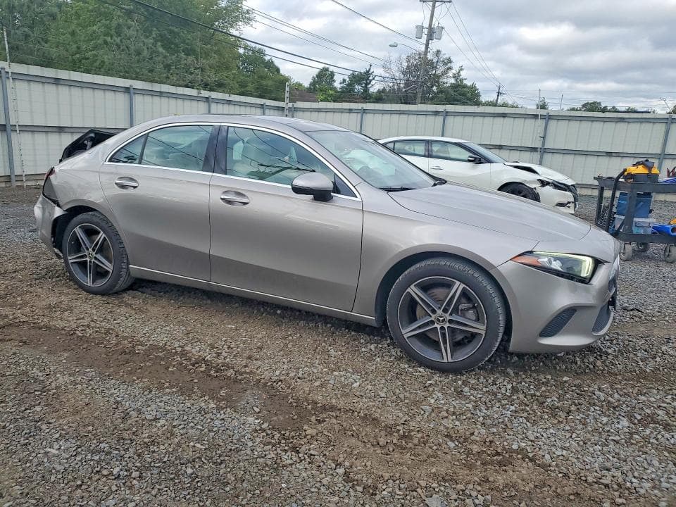 2019 MERCEDES-BENZ A 220 4MATIC 4