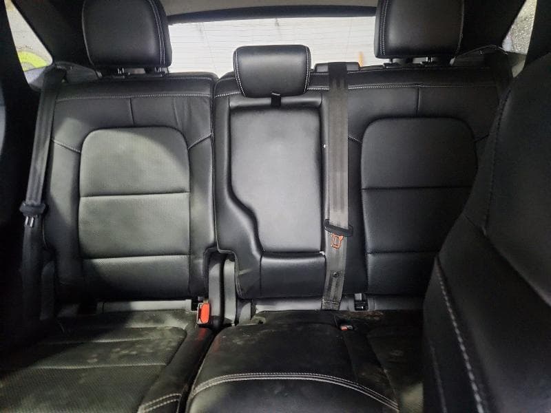 2020 FORD ESCAPE TITANIUM 10
