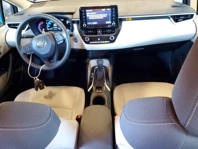 2022 TOYOTA COROLLA LE 8
