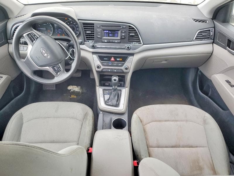 2017 HYUNDAI ELANTRA SE 8