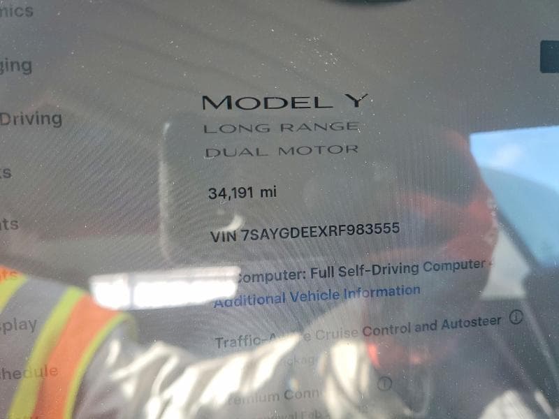 2024 TESLA MODEL Y 9