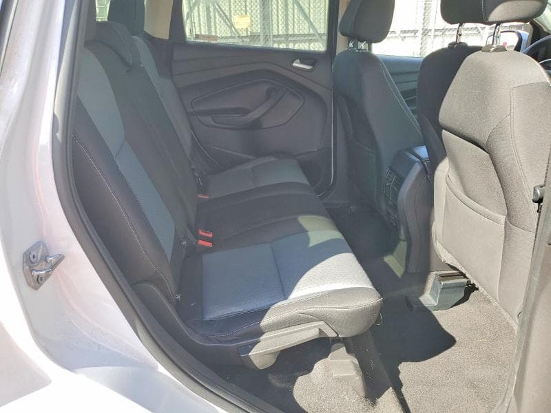 2017 FORD ESCAPE SE 11