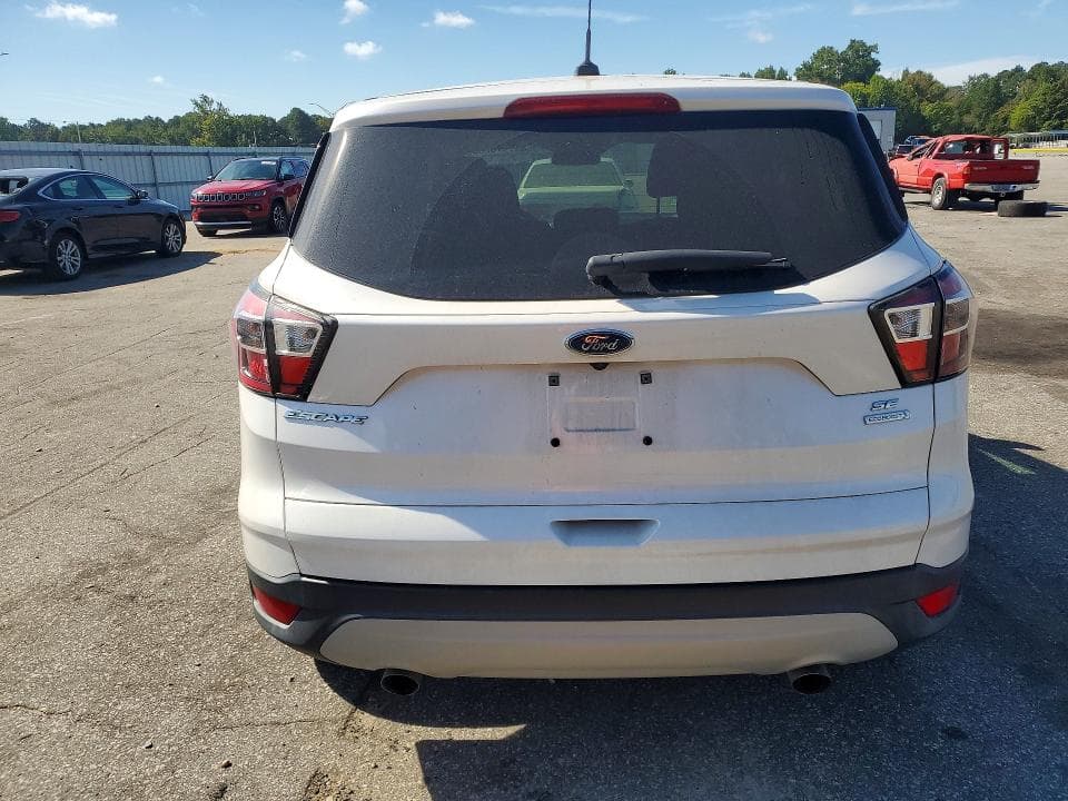 2017 FORD ESCAPE SE 6