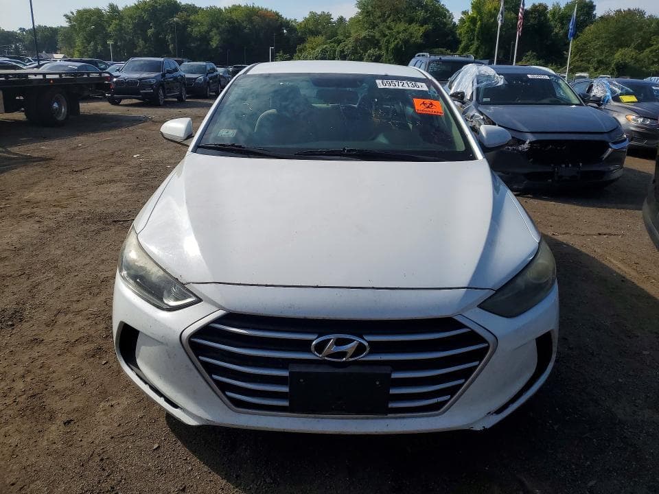 2017 HYUNDAI ELANTRA SE 5