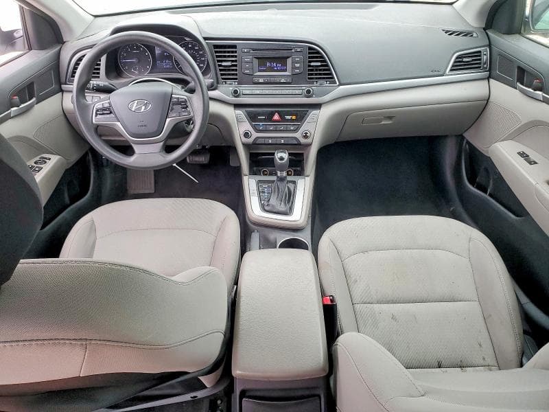 2017 HYUNDAI ELANTRA SE 8