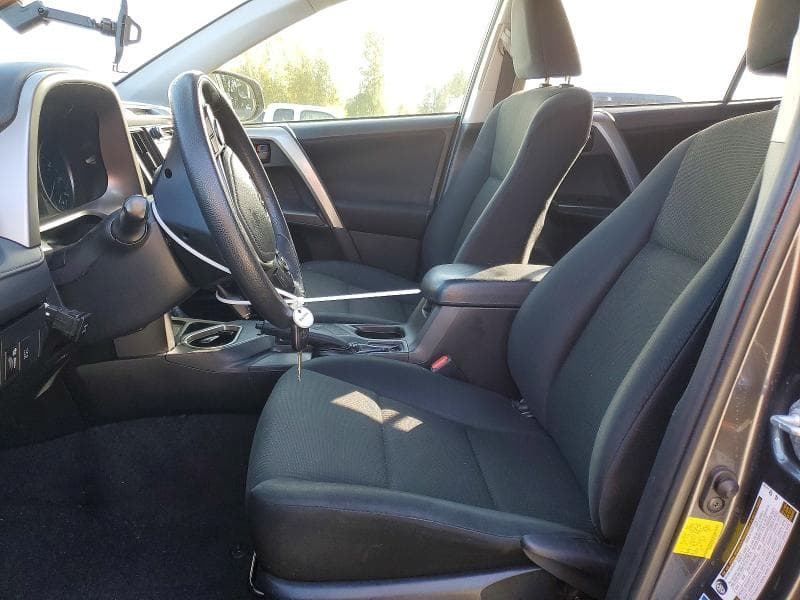 2017 TOYOTA RAV4 LE 7