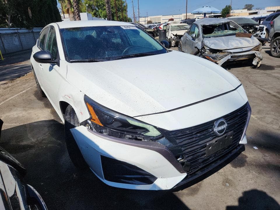 2026 NISSAN ALTIMA SV 4