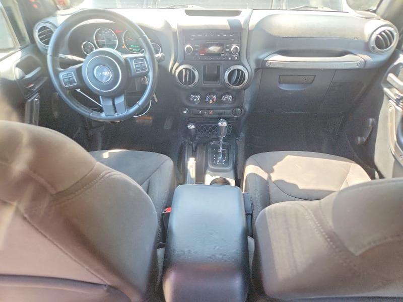 2017 JEEP WRANGLER UNLIMITED SPORT 8