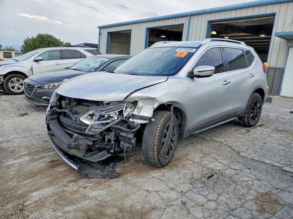 2018 NISSAN ROGUE SV - 1