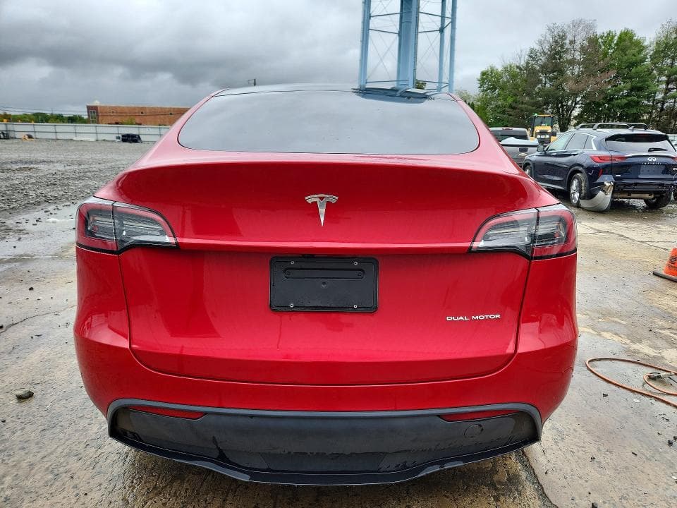 2023 TESLA MODEL Y 6