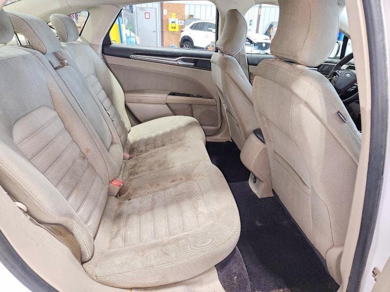2017 FORD FUSION SE 10