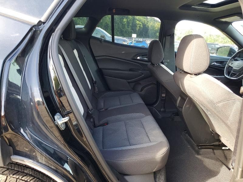 2024 CHEVROLET TRAX 1RS 10