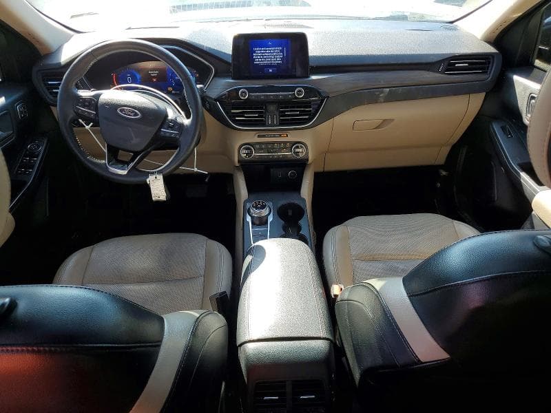 2020 FORD ESCAPE TITANIUM 8