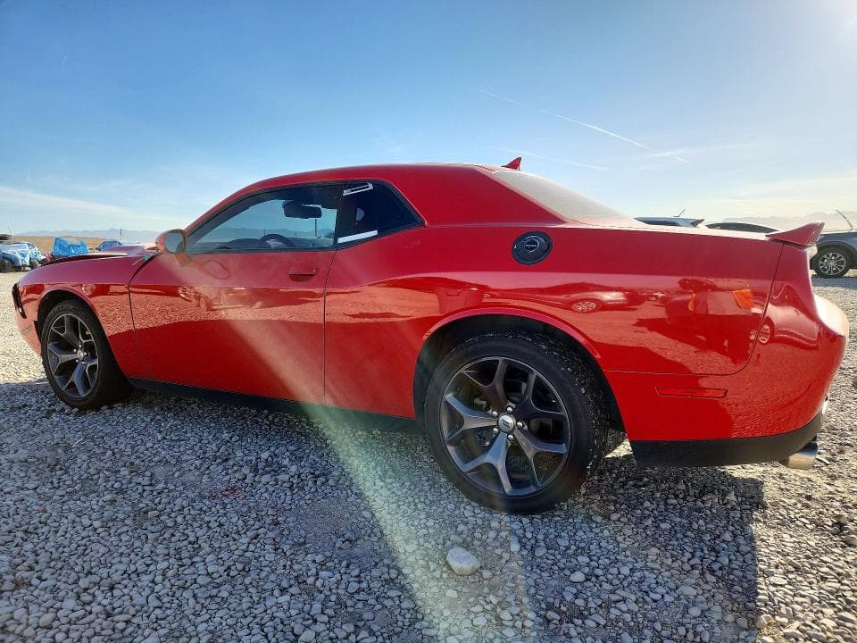 2019 DODGE CHALLENGER SXT 2