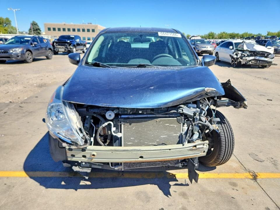2017 NISSAN VERSA 5
