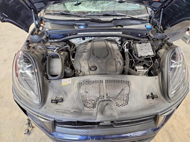 2023 PORSCHE MACAN BASE 12