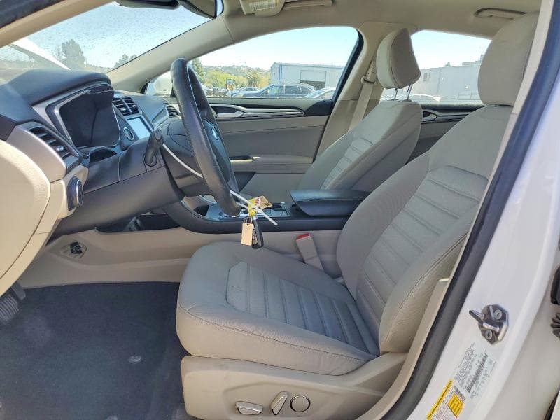 2020 FORD FUSION SE 7