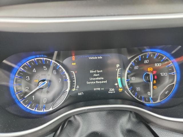 2024 CHRYSLER PACIFICA TOURING L 9