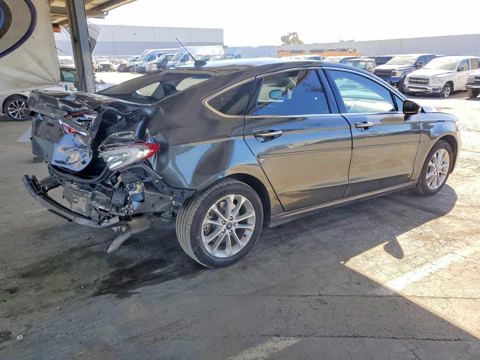 2019 FORD FUSION TITANIUM 3